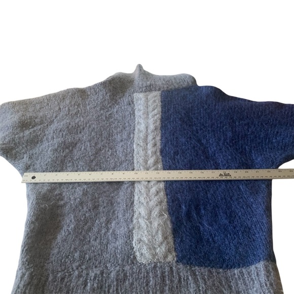 Hand Knit Style Sweater Cable Knit Pullover Turtle Neck Dolman Blues & Grey M - Picture 8 of 10